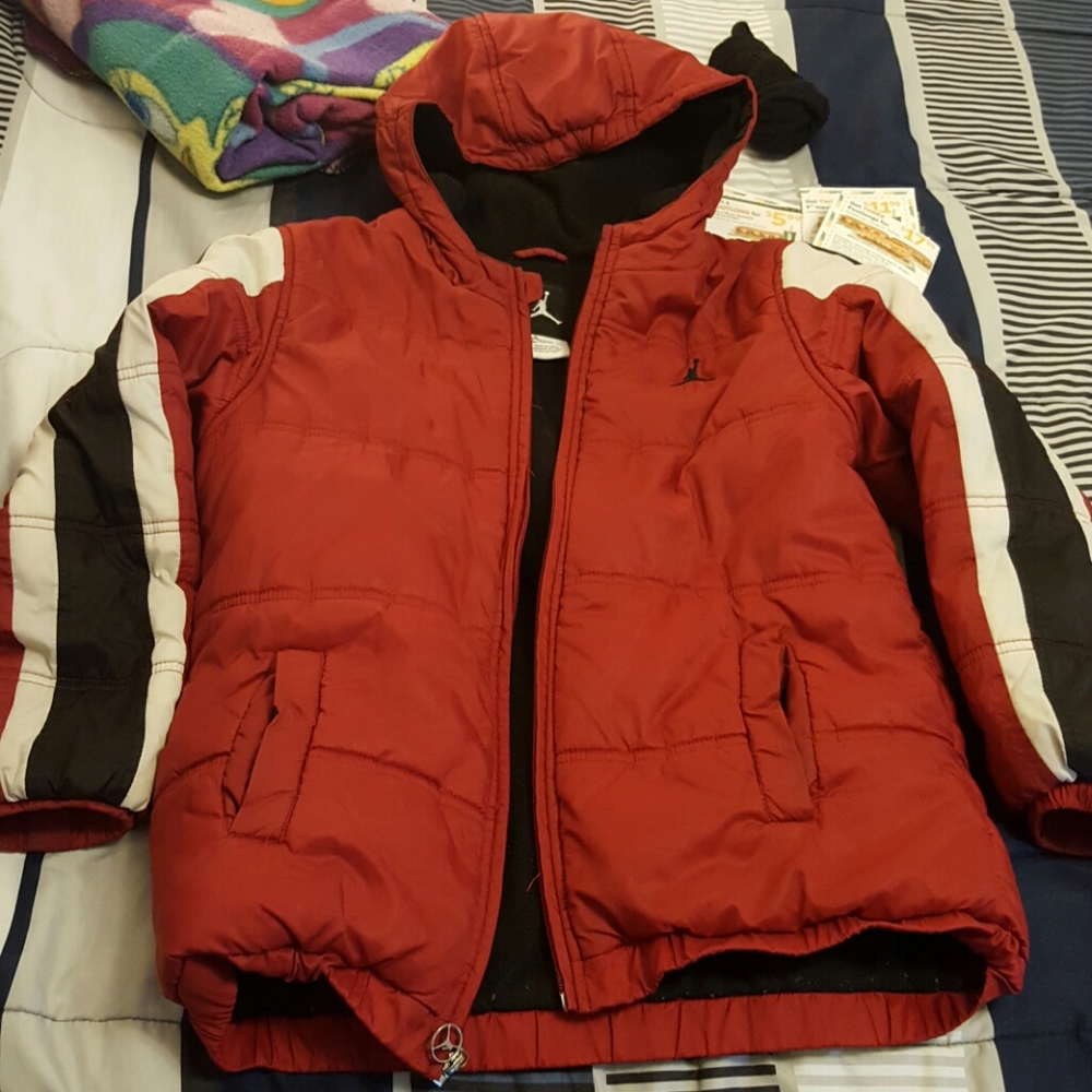 Jordan boys red coat sized 12/14 medium